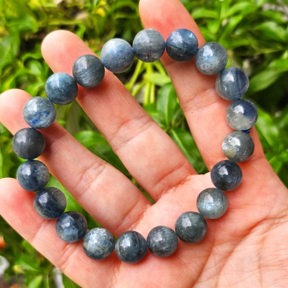 10mm kyanite bracelet